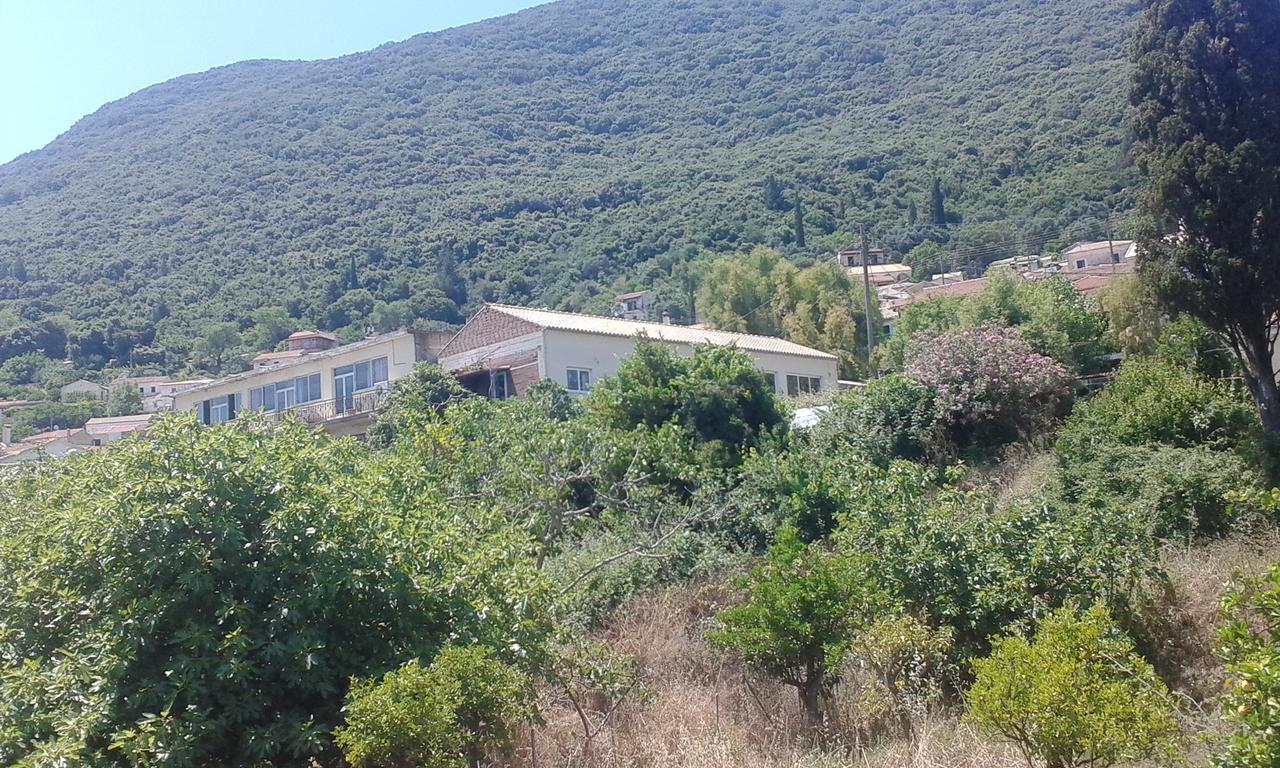 Village House Ágios Matthaíos Exterior foto
